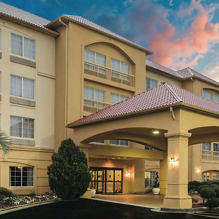 מלון La Quinta By Wyndham Atlanta סטוקברידג' מראה חיצוני תמונה