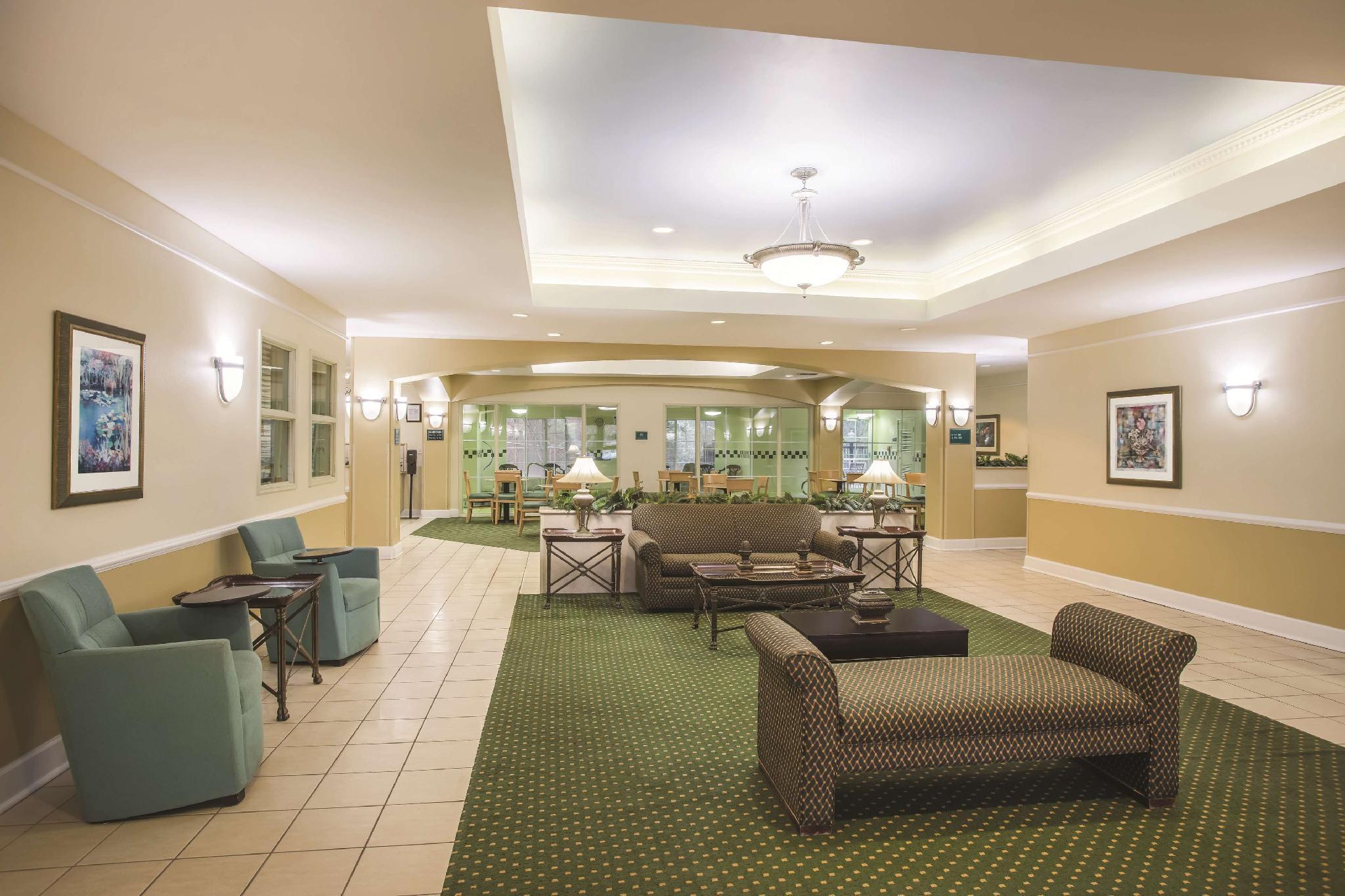 מלון La Quinta By Wyndham Atlanta סטוקברידג' מראה חיצוני תמונה