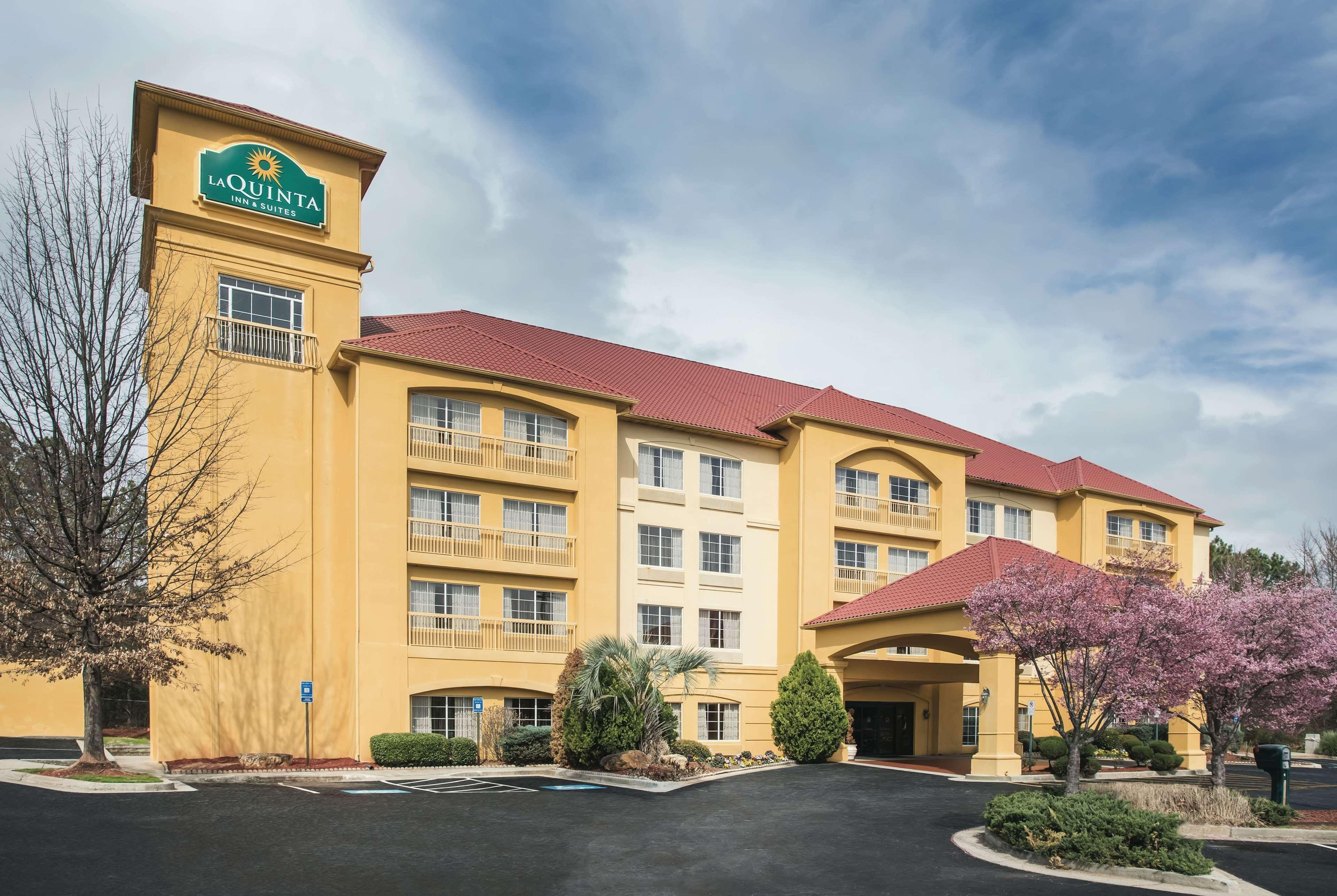 מלון La Quinta By Wyndham Atlanta סטוקברידג' מראה חיצוני תמונה