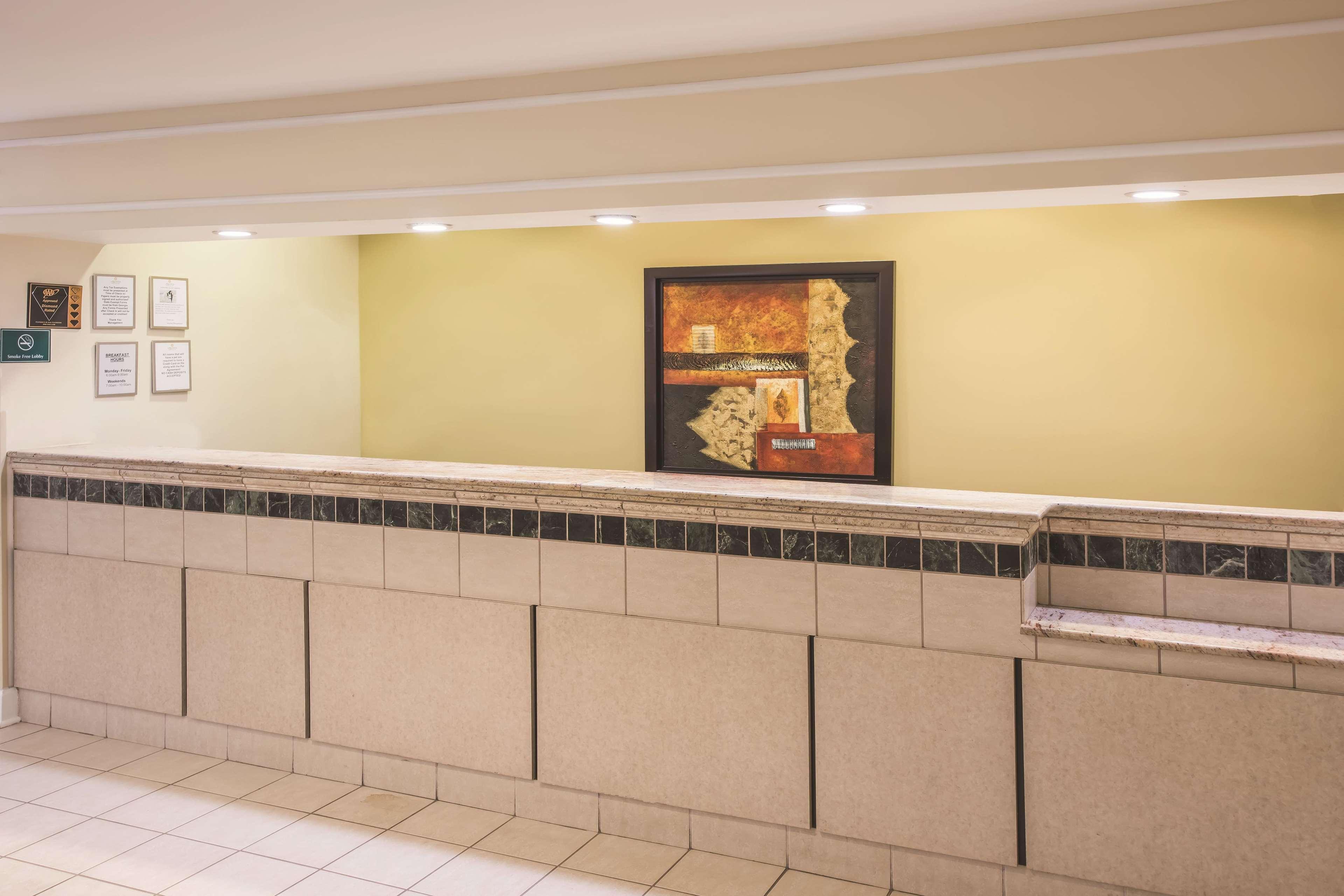 מלון La Quinta By Wyndham Atlanta סטוקברידג' מראה חיצוני תמונה