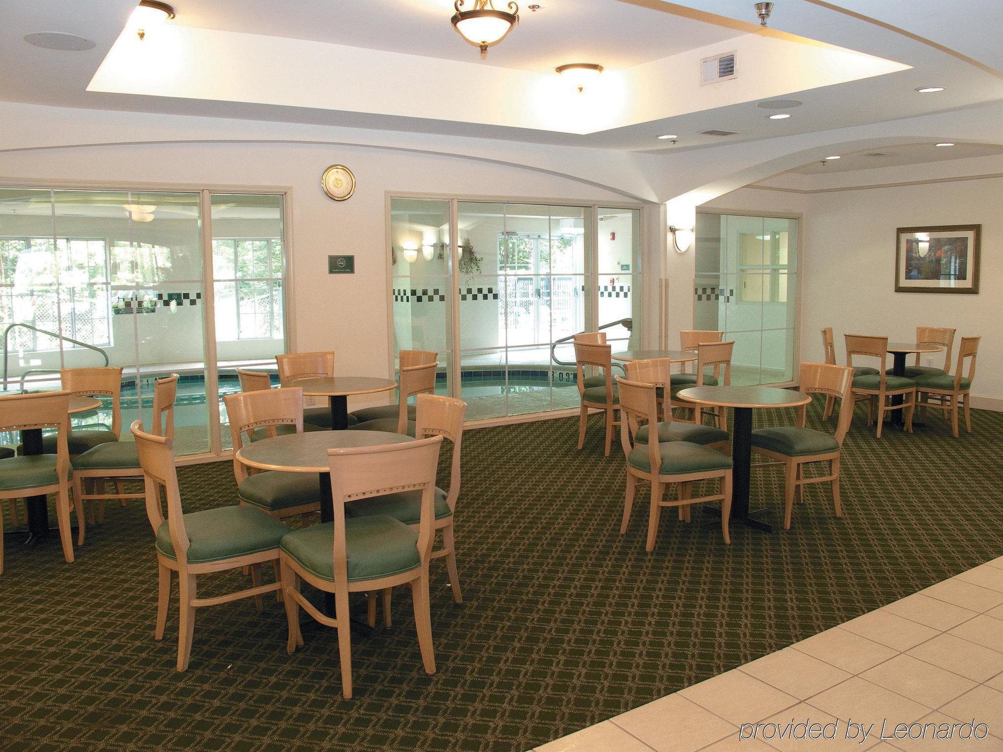 מלון La Quinta By Wyndham Atlanta סטוקברידג' מראה חיצוני תמונה